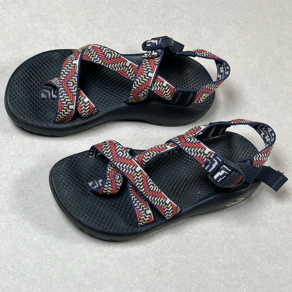 Chaco‎ Z/Cloud 2 Sandals Women 7 Navy Multi Geometric Toe Loop Hiking Gorpcore